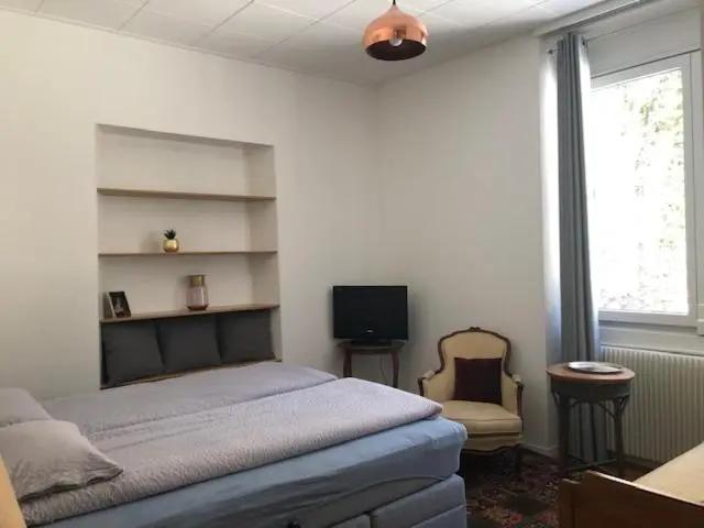 ガーデンビュースイート, La Maison Des Copains