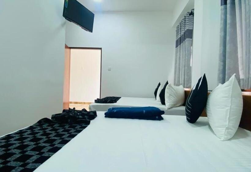 ファミリールーム, Aloft Grand Hotel Ella