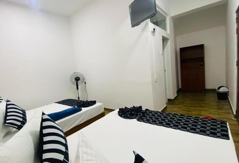 ファミリールーム, Aloft Grand Hotel Ella