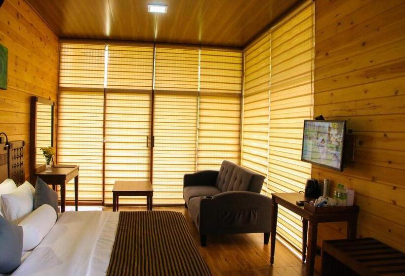 スーペリアースイート, Aloft Grand Hotel Ella