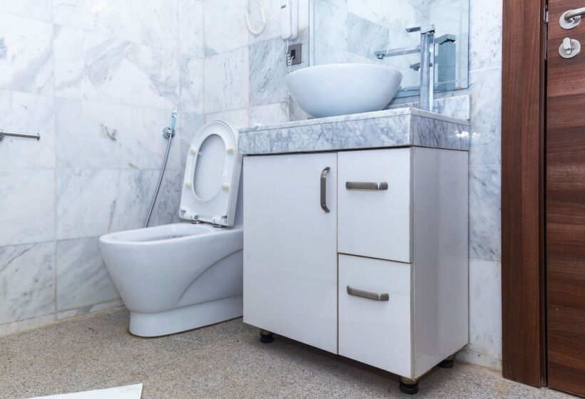 سوییت لوکس, Joygate Hotel & Suites