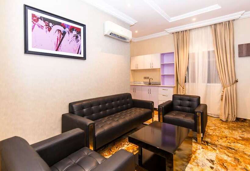 سوییت لوکس, Joygate Hotel & Suites