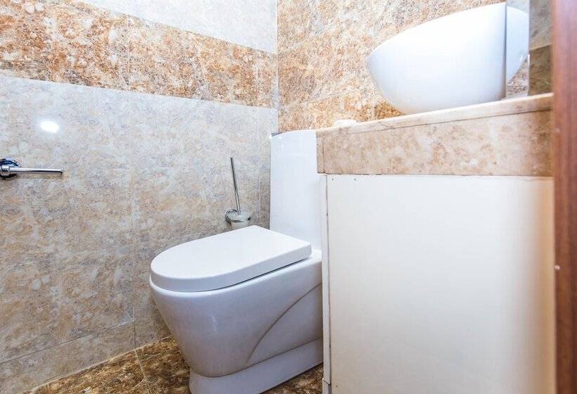 اتاق خانوادگی, Joygate Hotel & Suites