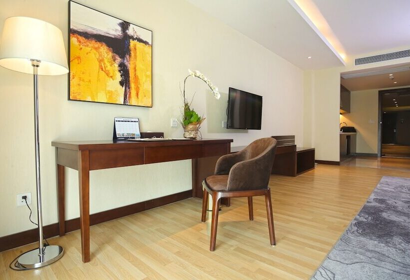 Студия Deluxe, Olympia City Hotel By Dara