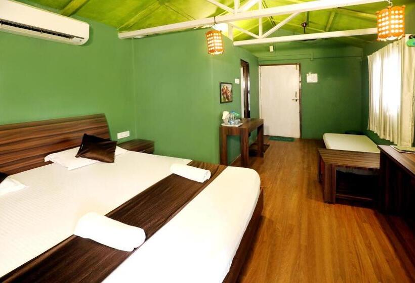 سوییت, Pali Village Resort