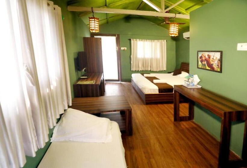 سوییت, Pali Village Resort