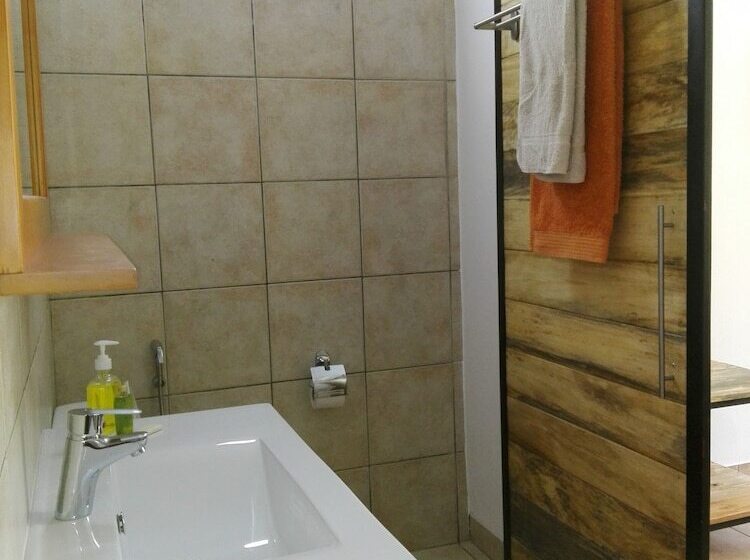 اتاق استاندارد, Urban Lodge