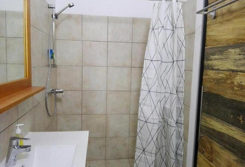 اتاق استاندارد, Urban Lodge