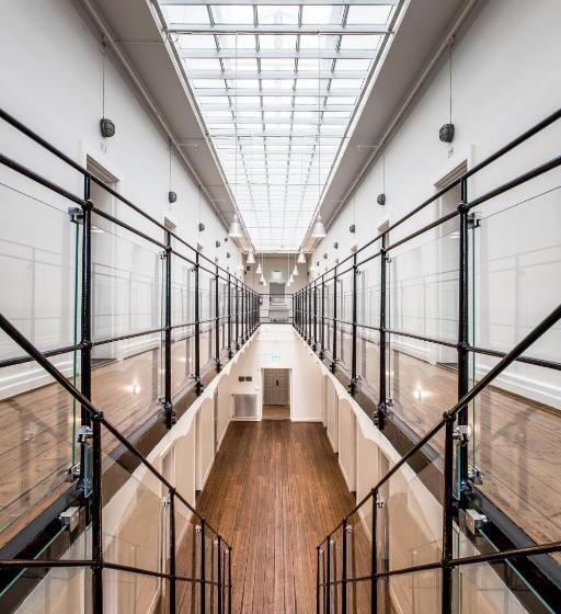 スタンダード４人部屋, Kronohäktet