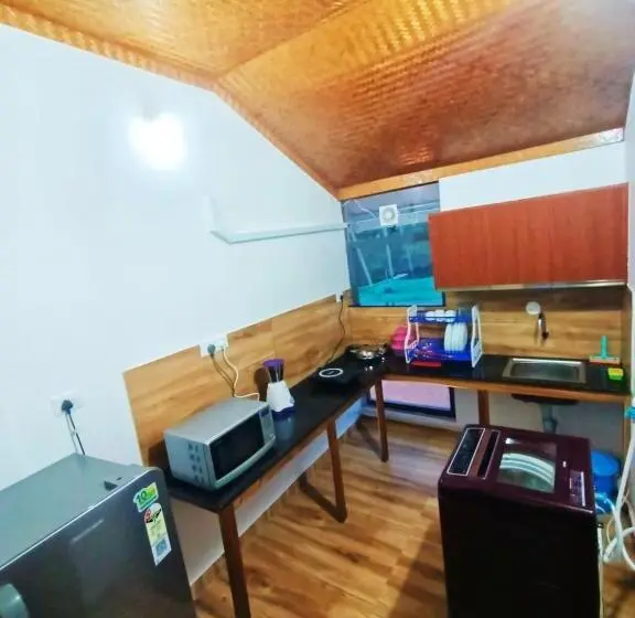 Chambre Deluxe Vue Mer avec Balcon, Sherly Cottages