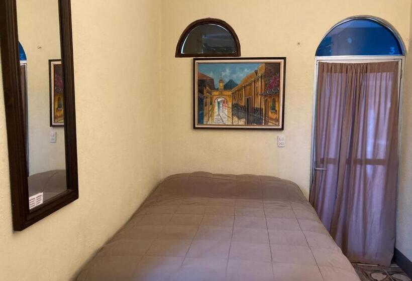 اتاق استاندارد, Mandala’s Hostal