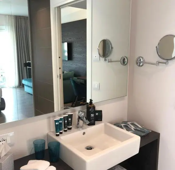 Deluxe Kolmen Hengen Huone, Solho
