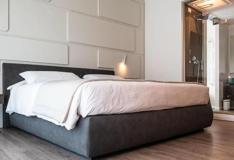 Deluxe Kolmen Hengen Huone, Solho