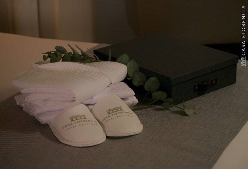 سوییت لوکس, Casa Florencia Hotel Boutique