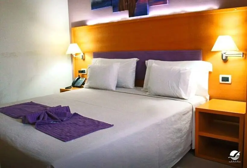 اتاق خانوادگی, Pombas Brancas Resort