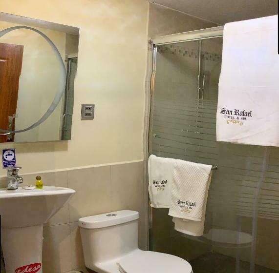 غرفة قياسية, San Rafael