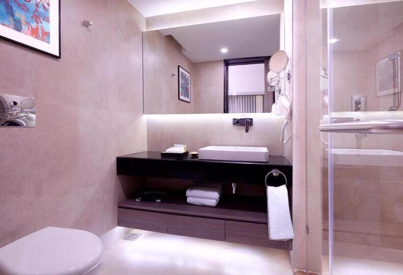 اتاق لوکس با تخت بزرگ, Vivanta Kathmandu