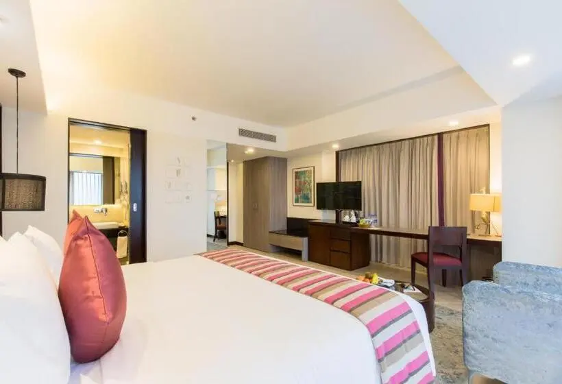 キングサイズベッドのデラックスルーム, Vivanta Kathmandu