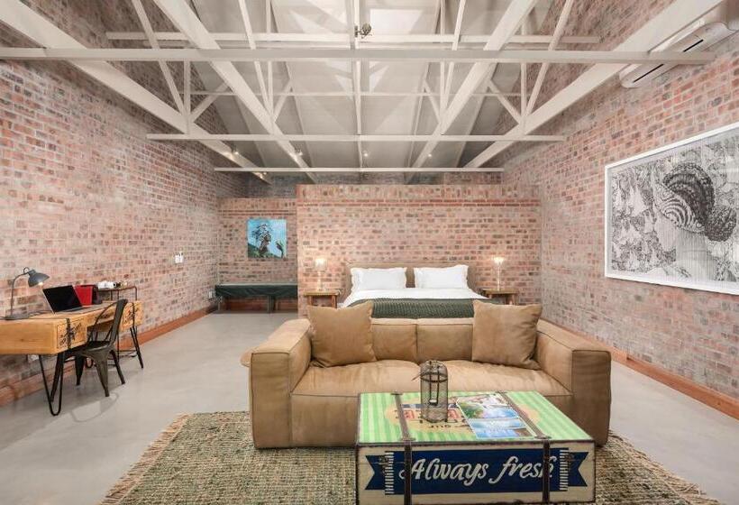 小型套房带泳池景, De Zeven Guest Lodge