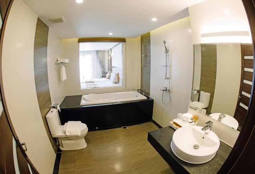 سوییت جونیور با بالکن, Duc Huy Grand