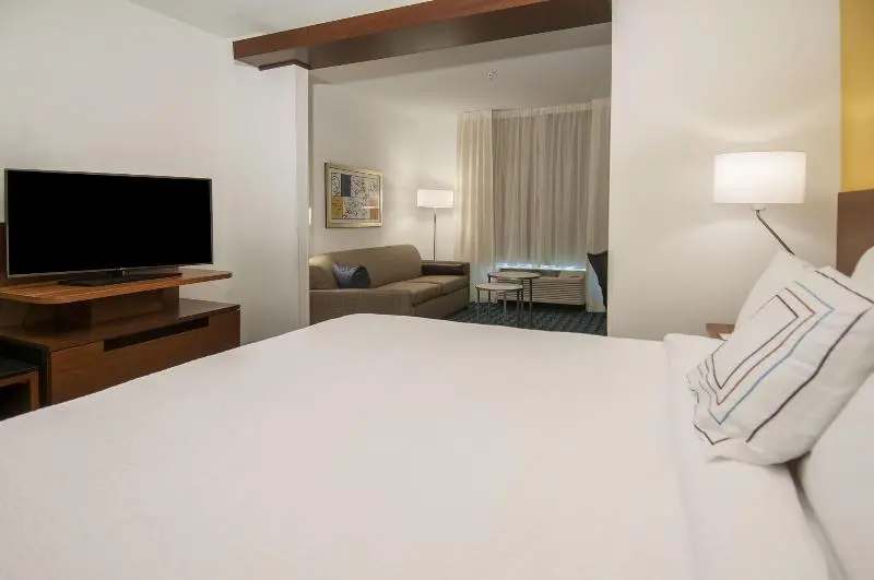 キングサイズベッドのスイートルーム, Fairfield Inn & Suites By Marriott Laplace