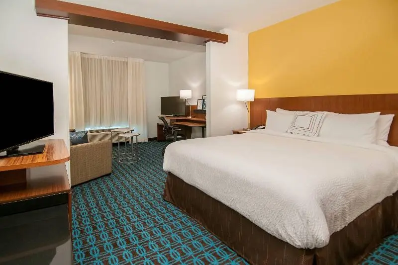 キングサイズベッドのスイートルーム, Fairfield Inn & Suites By Marriott Laplace