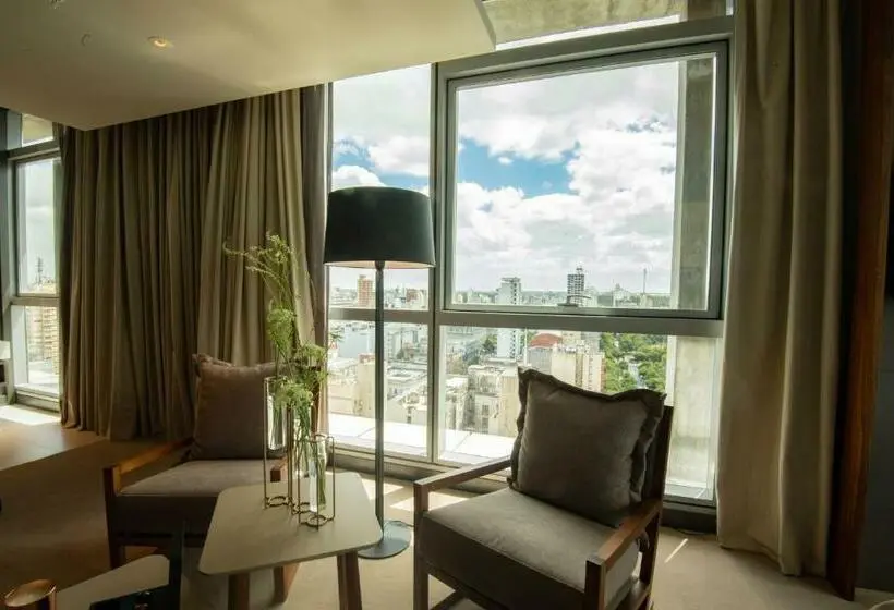Superior-huone, Grand Brizo La Plata