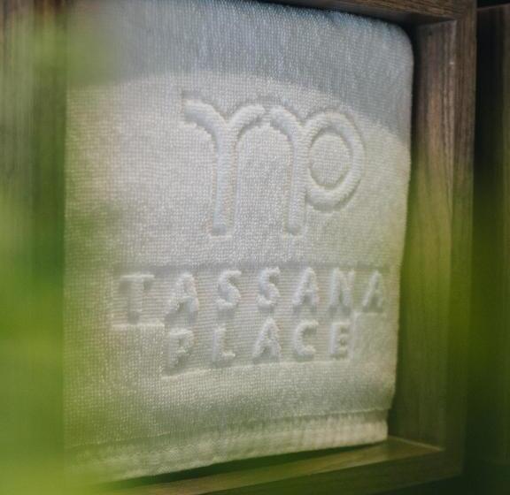 スーペリアールーム, Tassana Place