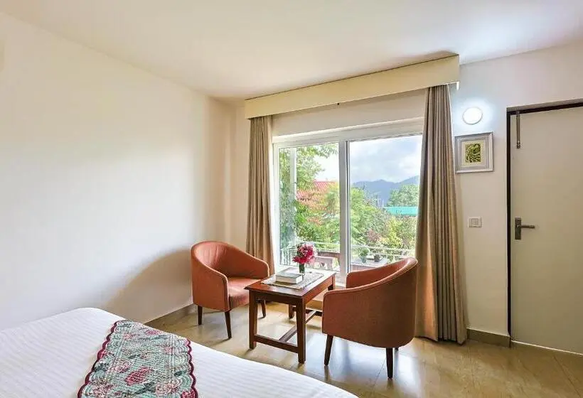 マウンテンビュースタンダードルーム, Neer Ganga Resorts