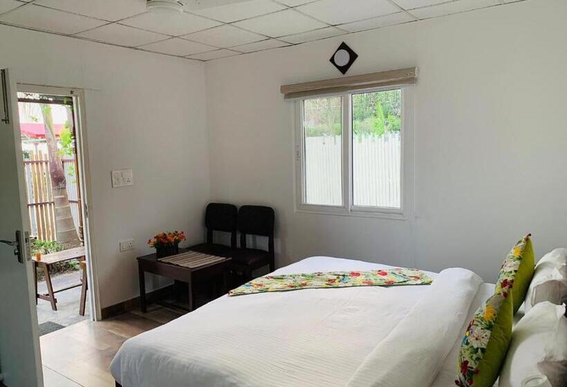 Номер Deluxe, Neer Ganga Resorts