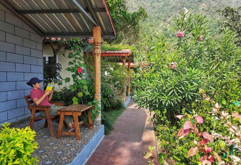 Номер Deluxe, Neer Ganga Resorts