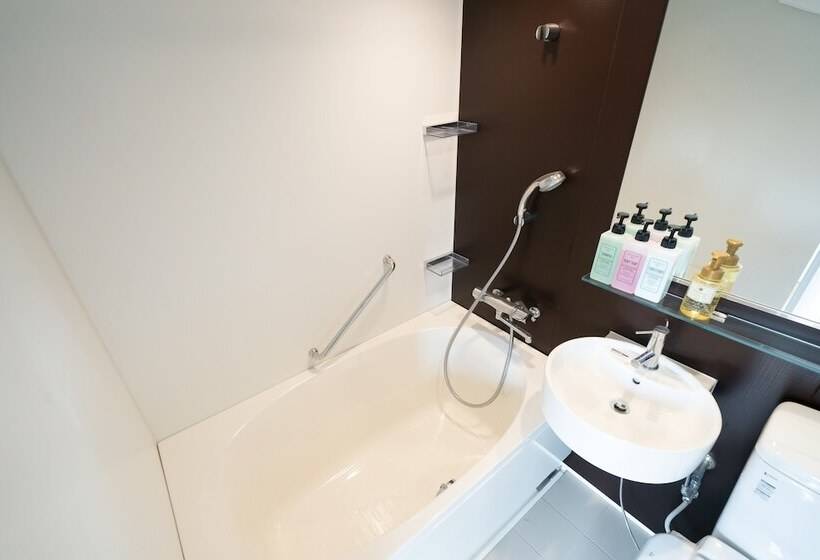 اتاق خانوادگی, Dot Hostel&bar 富士山