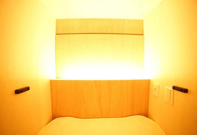 تختخواب در اتاق مشترک, Dot Hostel&bar 富士山