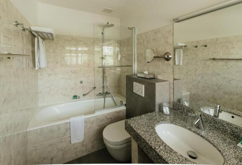 חדר דלוקס, Marie Siska Boutique