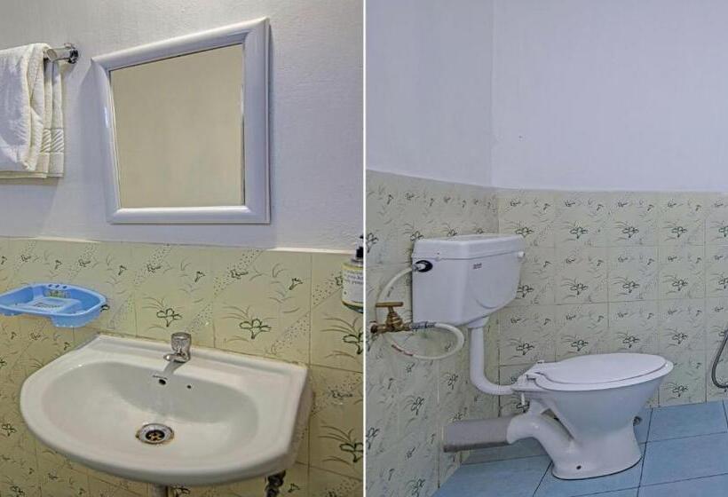 Quarto Estandar, Treebo Omega Stay Inn