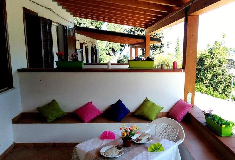 Pokój Standard Trzyosobowy, Bb Scopello