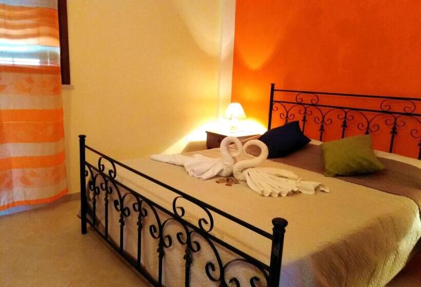 Pokój Standard Trzyosobowy, Bb Scopello