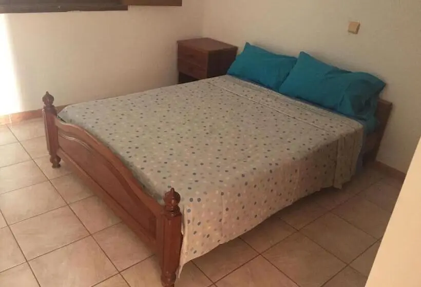 اتاق استاندارد, Bed & Breakfast Regina