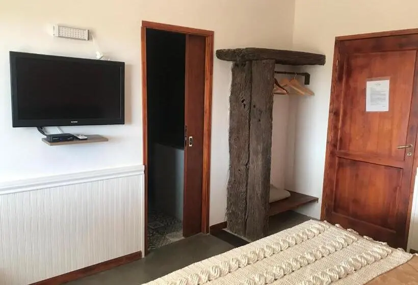 プールビュースタンダードルーム, Los Teros Posada De Campo