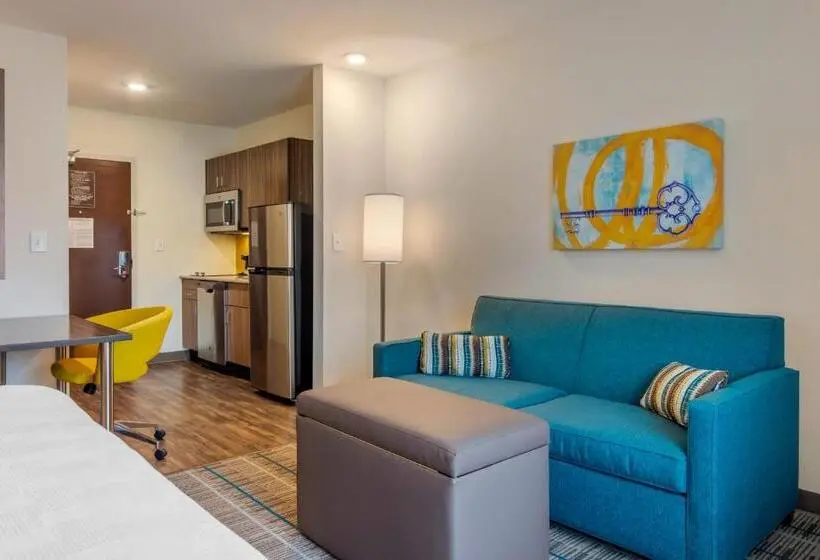 キングサイズベッドのスイートルーム, Mainstay Suites Newnan Atlanta South