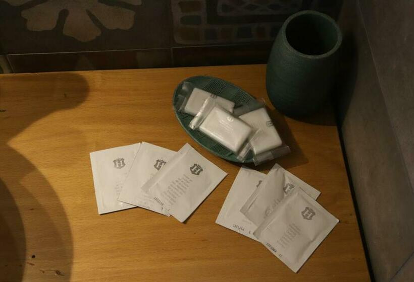 غرفة قياسية ثلاثية, Fattoria Belvedere