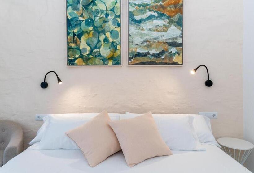 غرفة قياسية, M  27