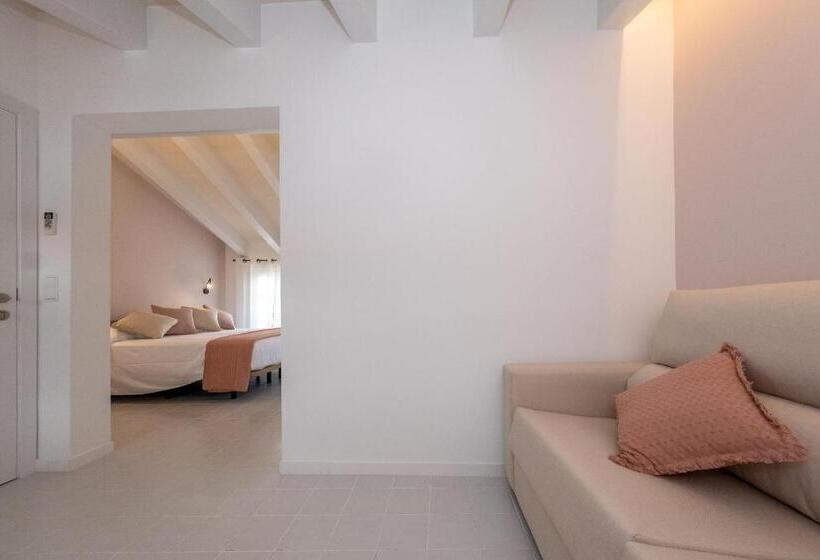 جناح عائلي, M  27