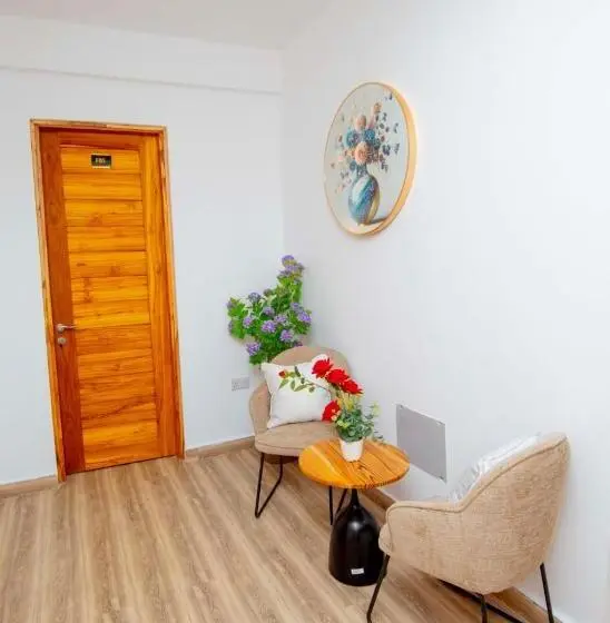 سوئیت با تخت بزرگ, Timeless Residency