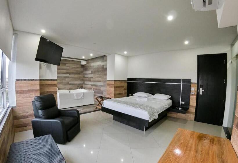 جناح مزود بجاكوزى, La Esperanza