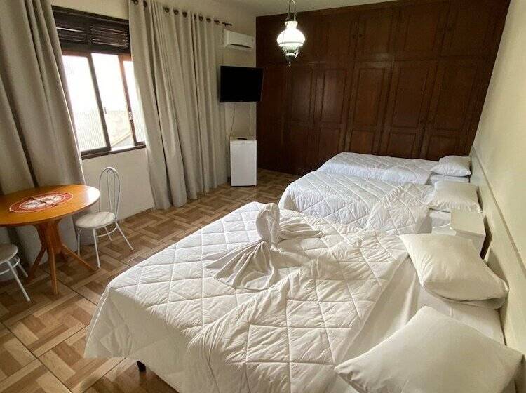 四人标准间, Montanus