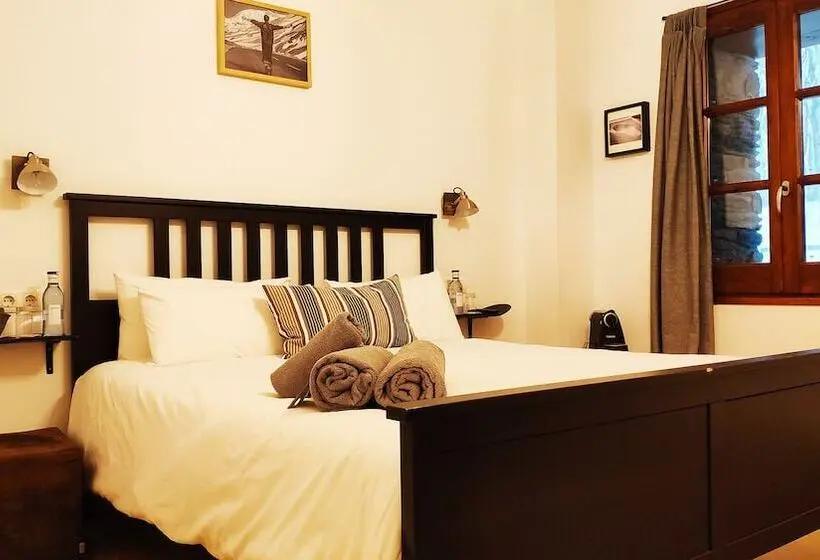 اتاق استاندارد, Secret Spot Hostel