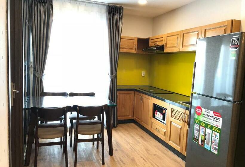 آپارتمان 2 خوابه, Emerald Central