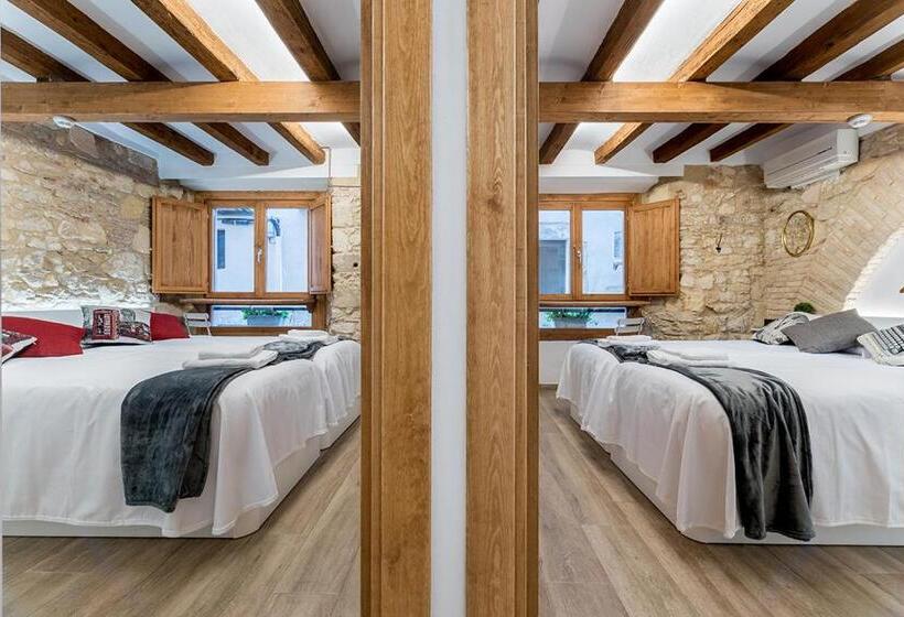 اتاق استاندارد, Hostal 977