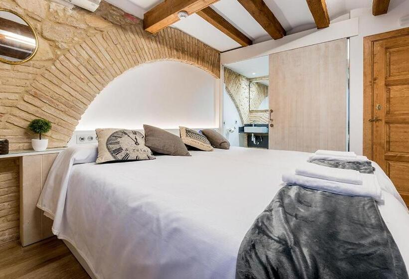 اتاق استاندارد, Hostal 977